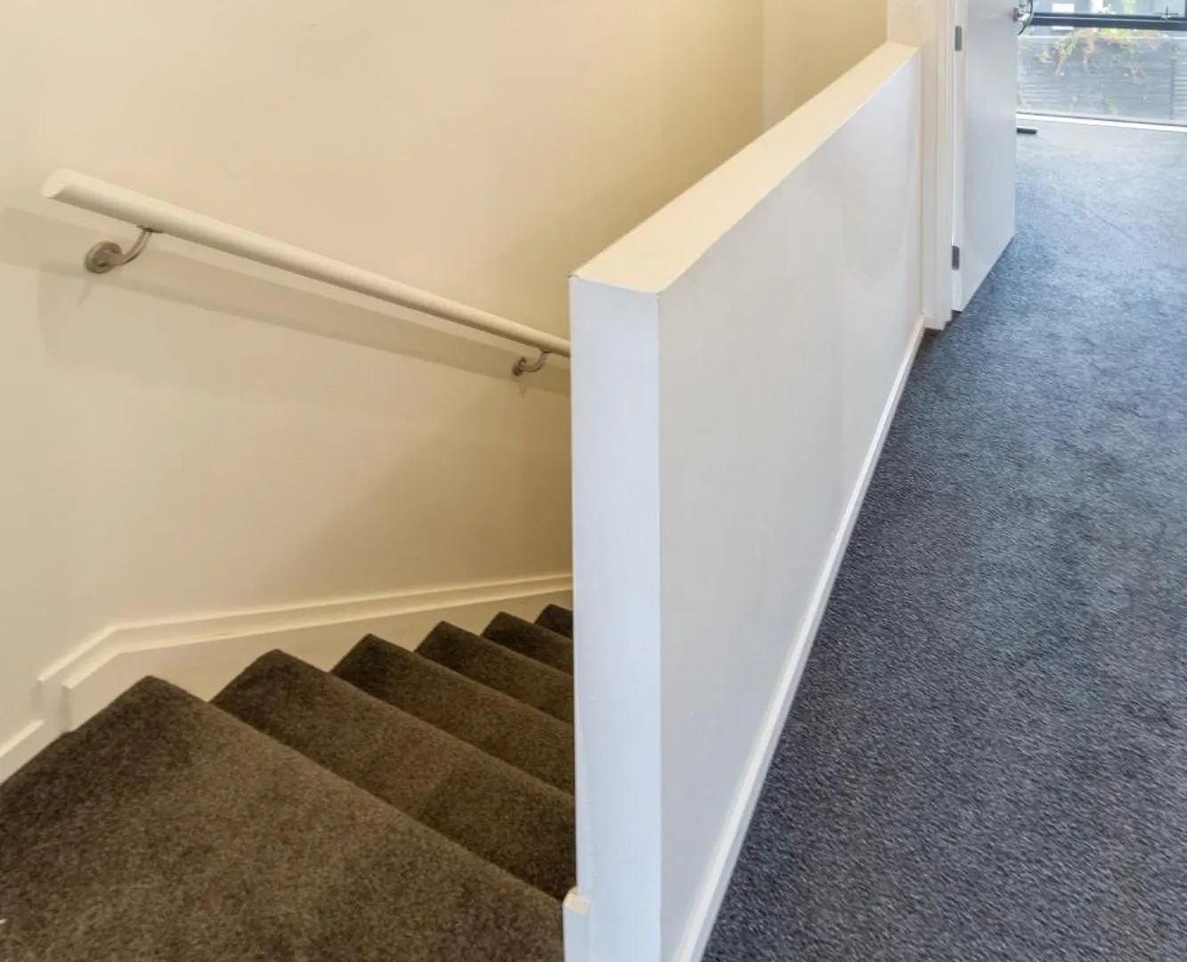 Central City Comfort: 2 Bedroom Gem W/Free Carpark Крайстчёрч